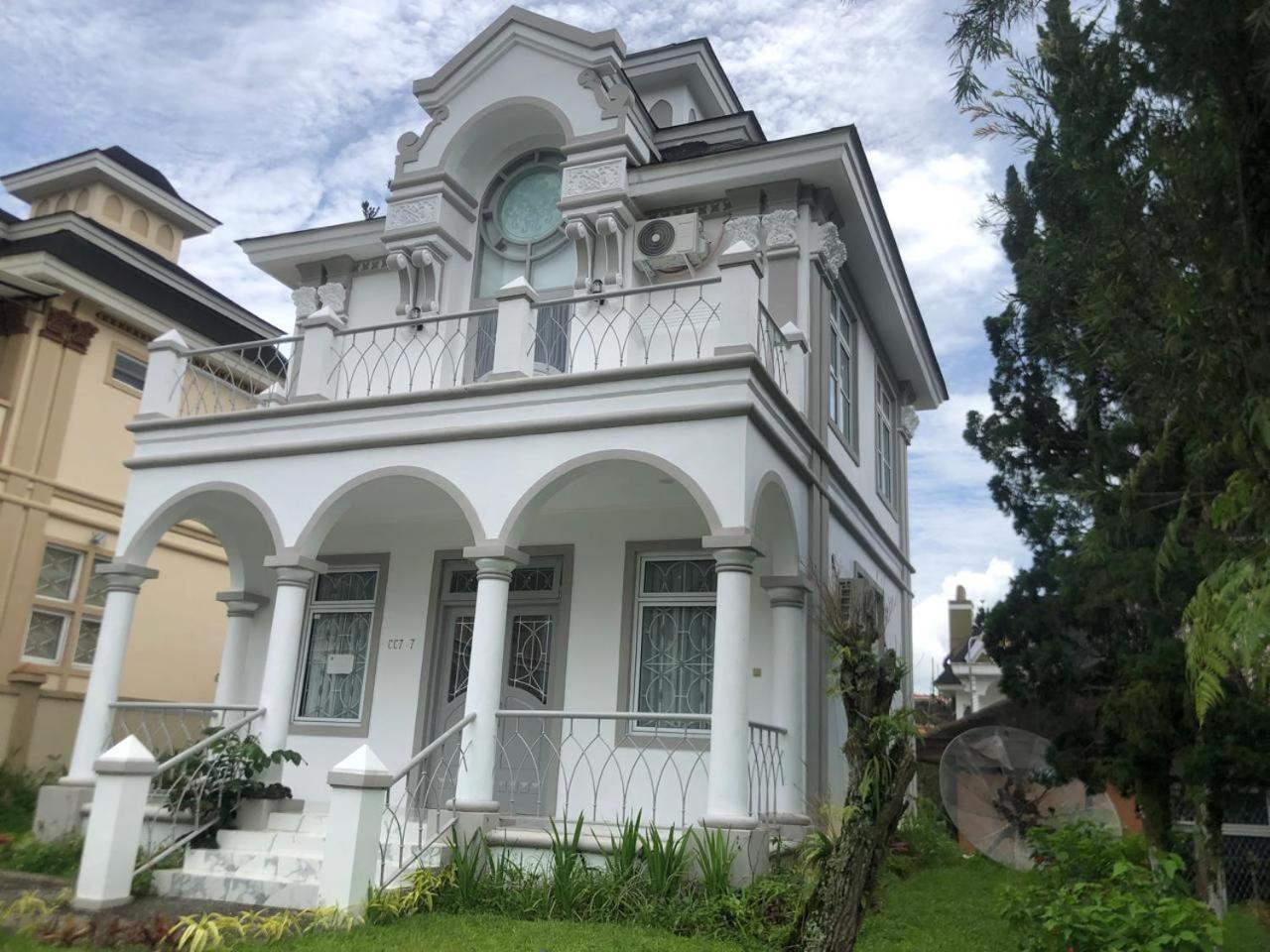 Eton Asia Villas-Kota Bunga Puncak Exteriér fotografie